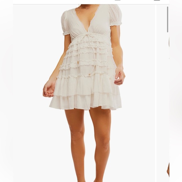 Free People Dresses & Skirts - Free People Darcy Layered Ruffle Mini Dress.